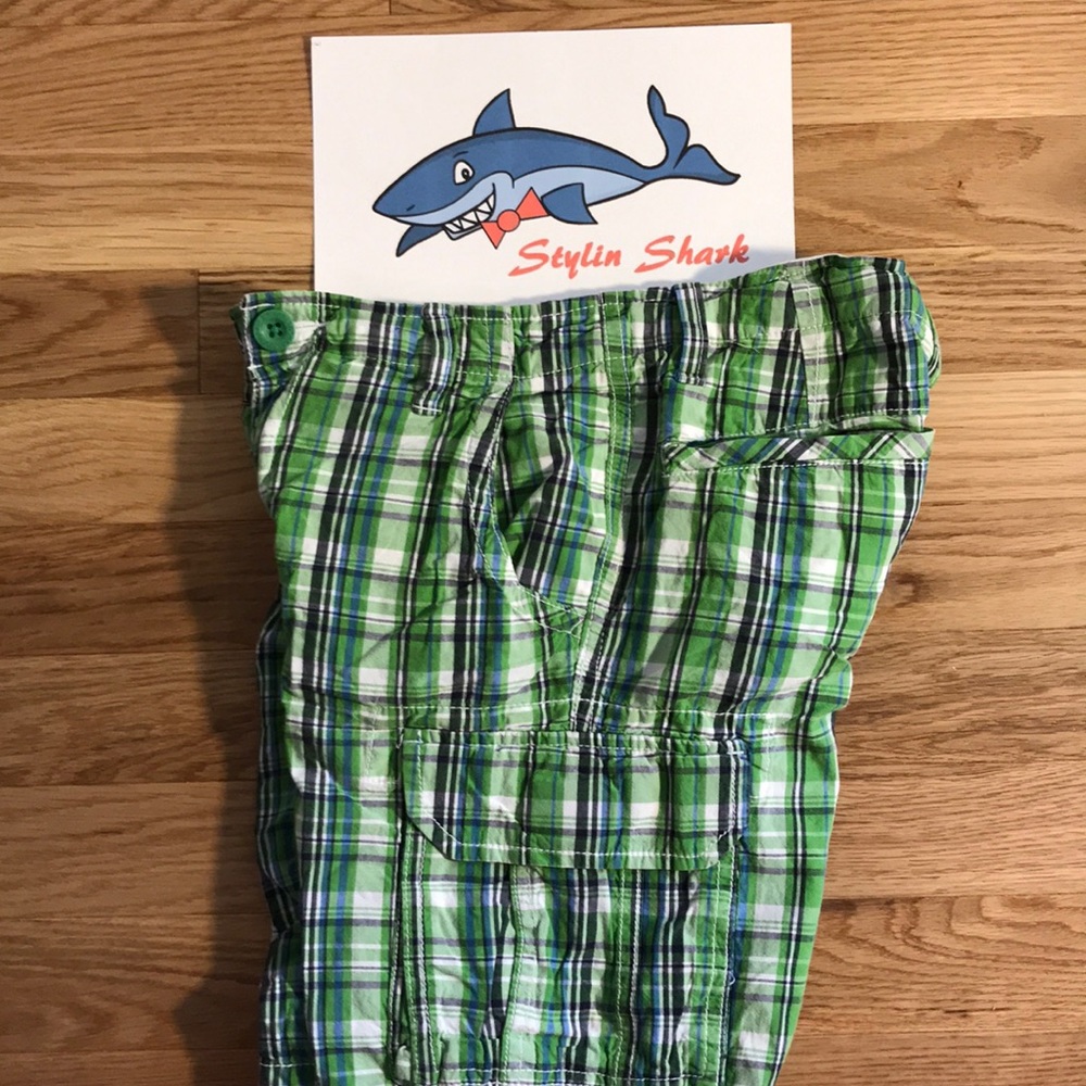 J Khaki Size: 8 BOYS Green Plaid with Navy & White